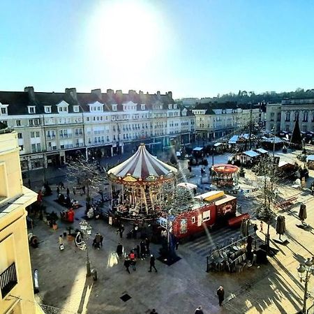 F2 Avec Sauna, Vue D'Exception Place De La Mairie Beauvais Esterno foto